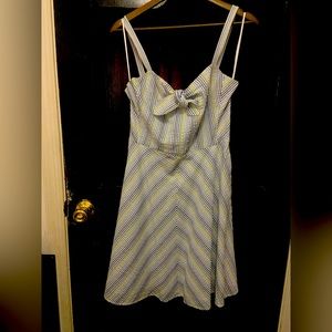 Draper James, size 6, seersucker, greens, blue, and white